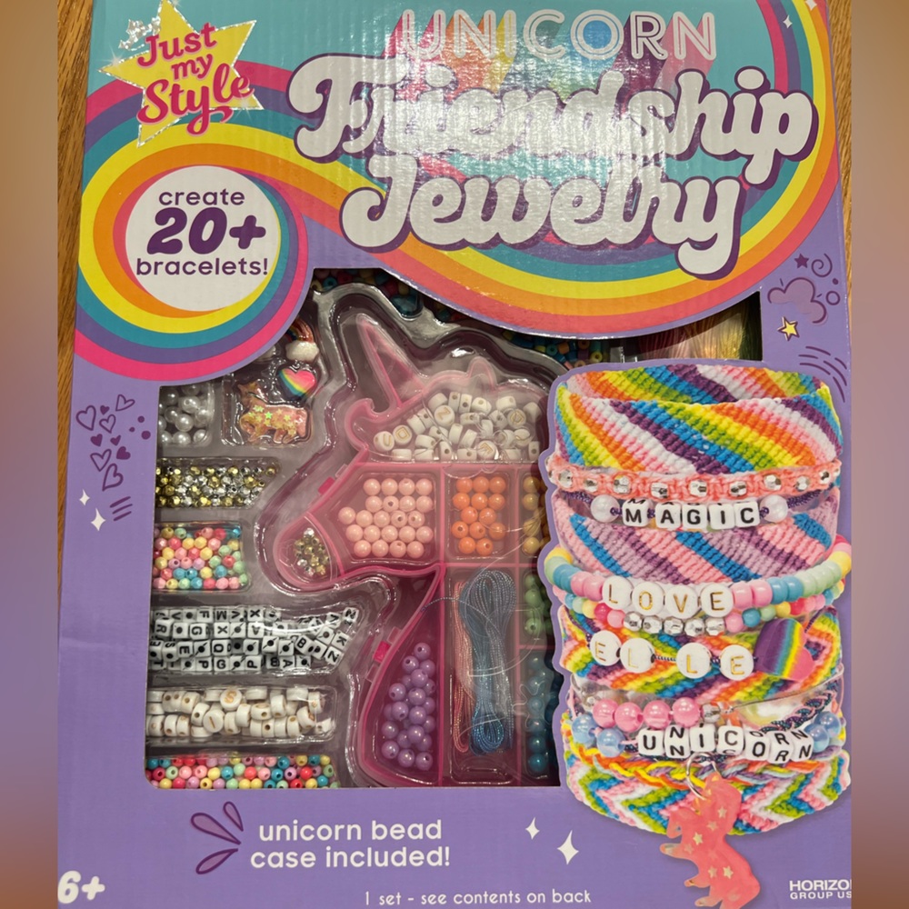 - Unicorn friendship bracelet Pack